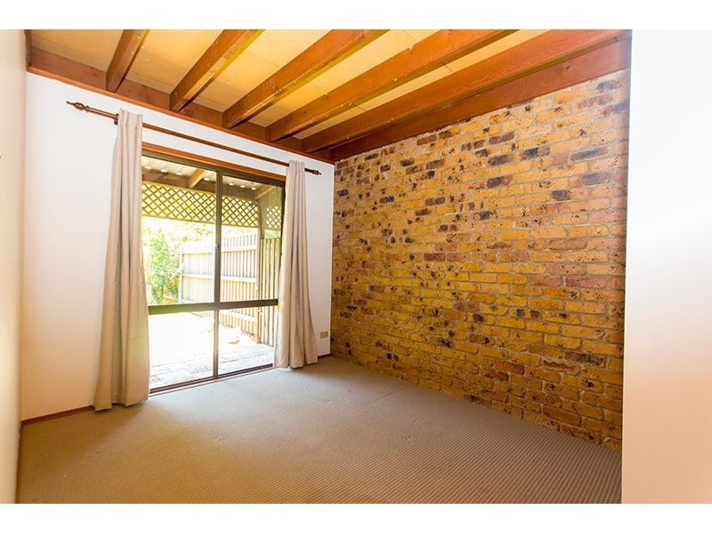 2/30 Warrener Street, Nerang QLD 4211