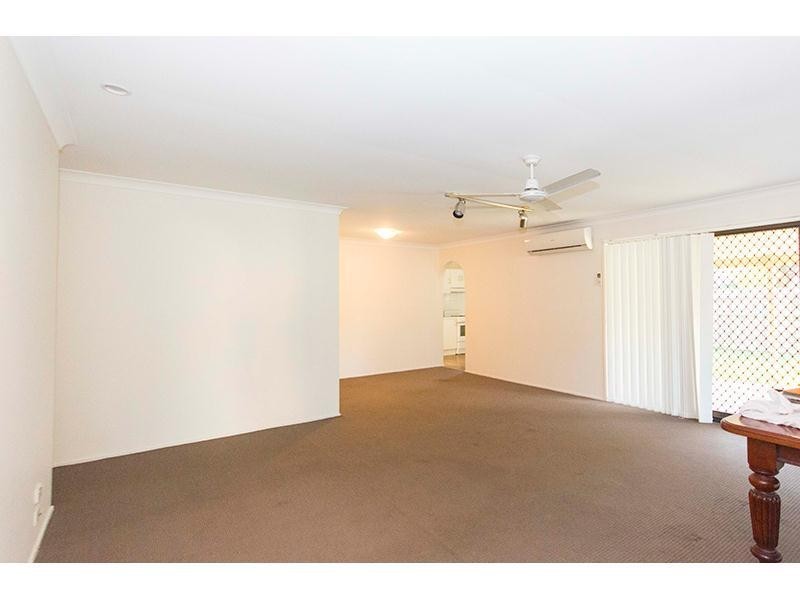 34 Murrumba Drive, Ashmore QLD 4214