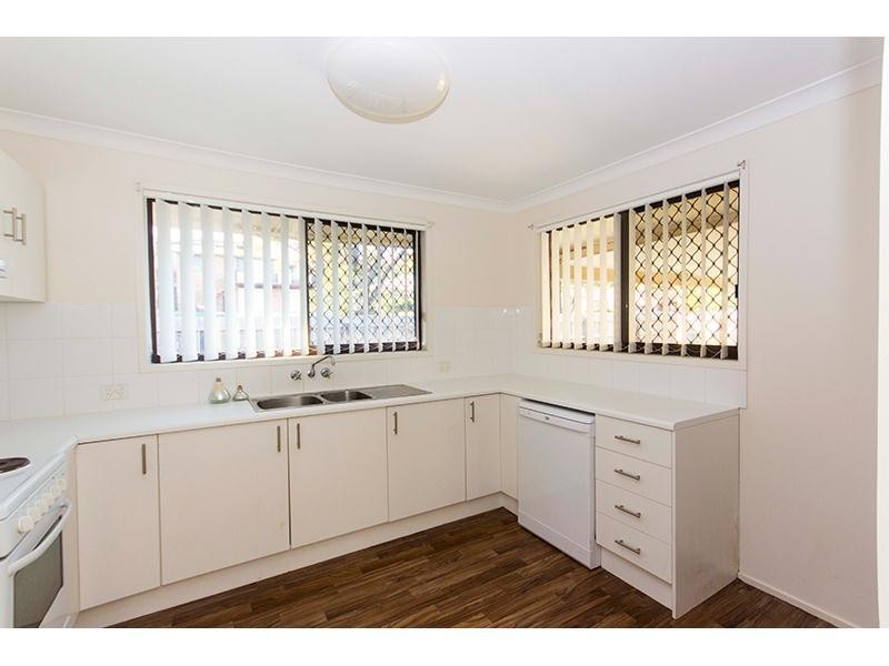 34 Murrumba Drive, Ashmore QLD 4214