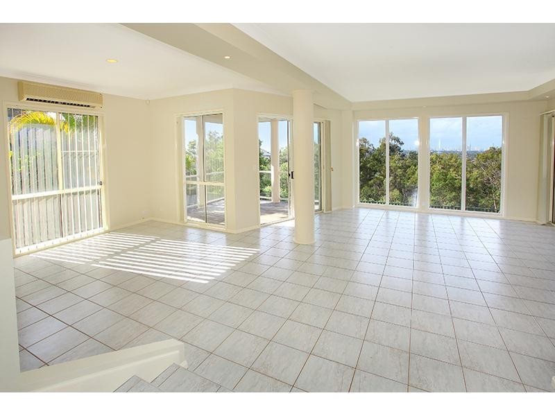 78 Armstrong Way, Highland Park QLD 4211