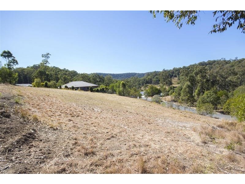 7 Woodland Avenue, Mount Nathan QLD 4211