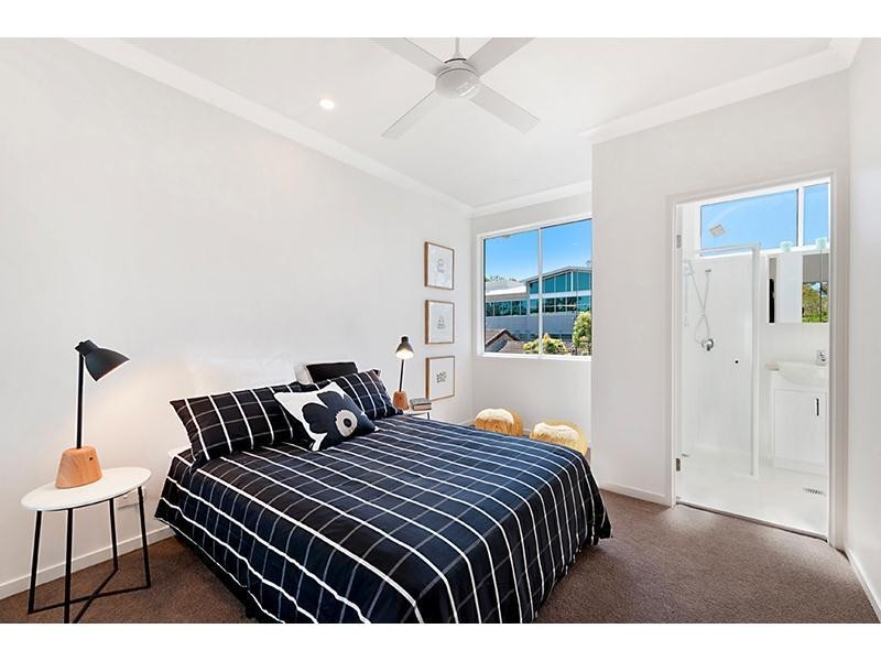 2/29 Cotton Street, Nerang QLD 4211