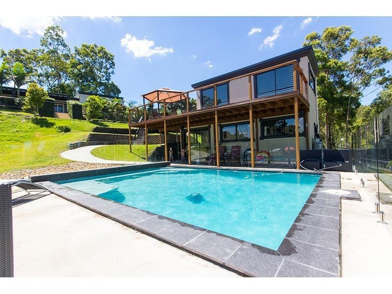 134 Crane Crescent, Nerang QLD 4211