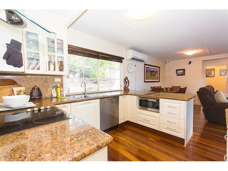 134 Crane Crescent, Nerang QLD 4211