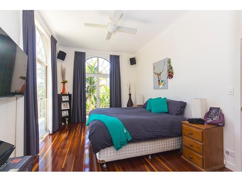 134 Crane Crescent, Nerang QLD 4211