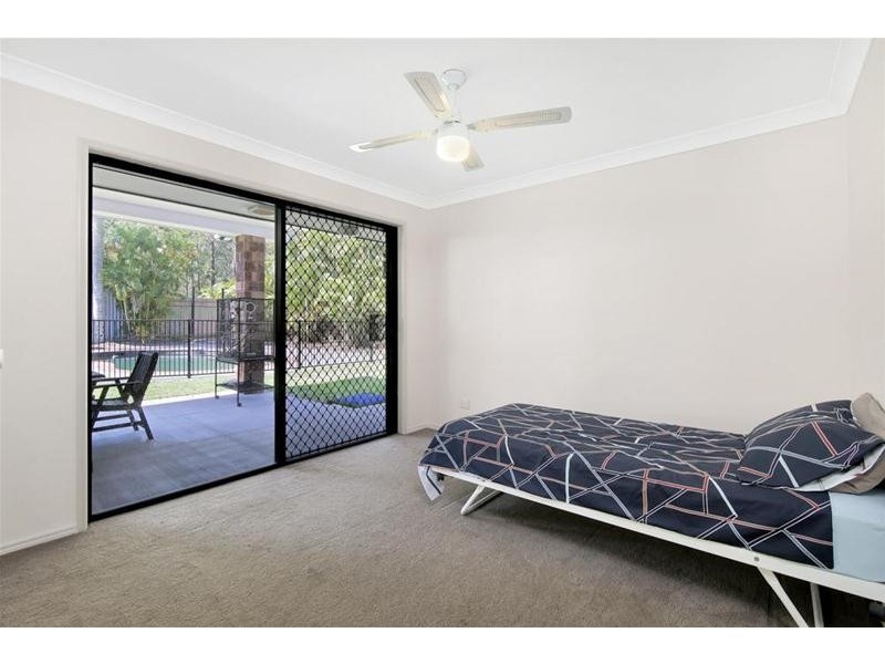 4 Alice Bowden Court, Worongary QLD 4213