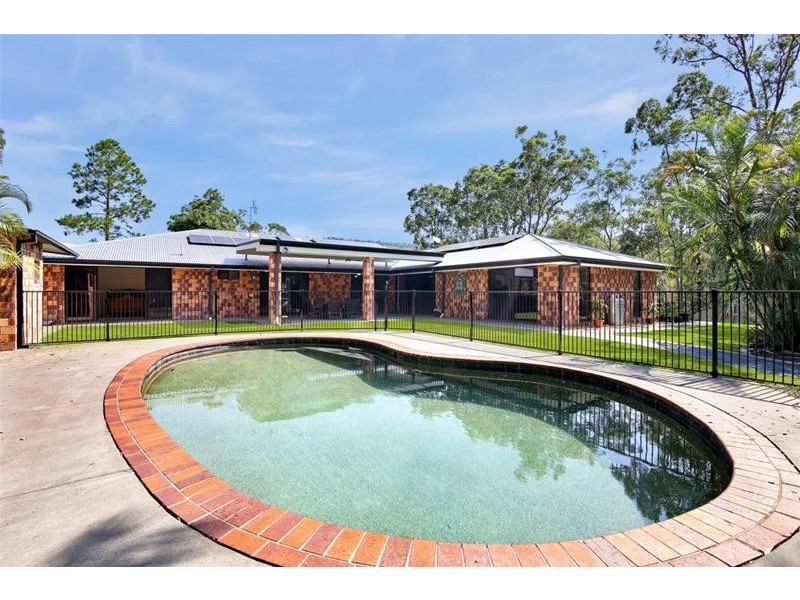 4 Alice Bowden Court, Worongary QLD 4213