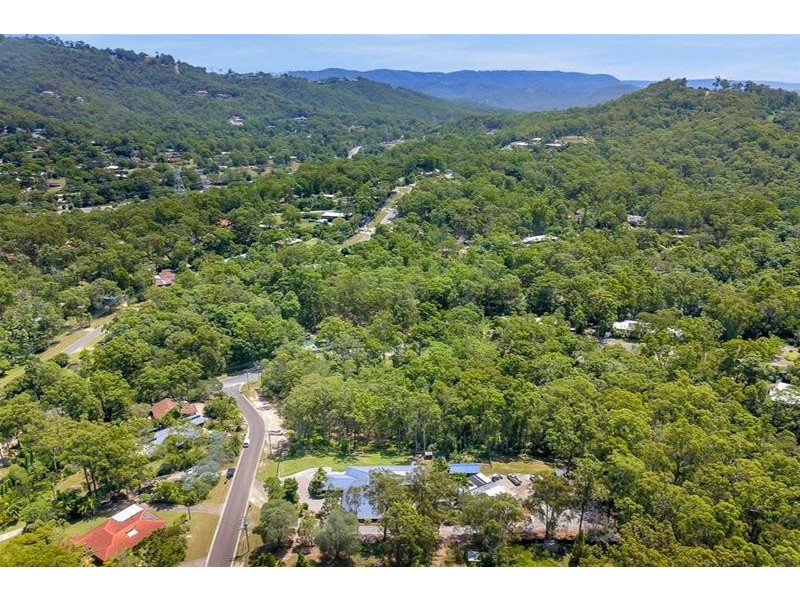 4 Alice Bowden Court, Worongary QLD 4213