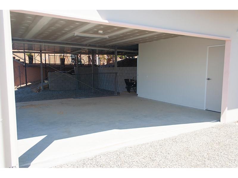 45 Tara Vista Boulevard, Highland Park QLD 4211