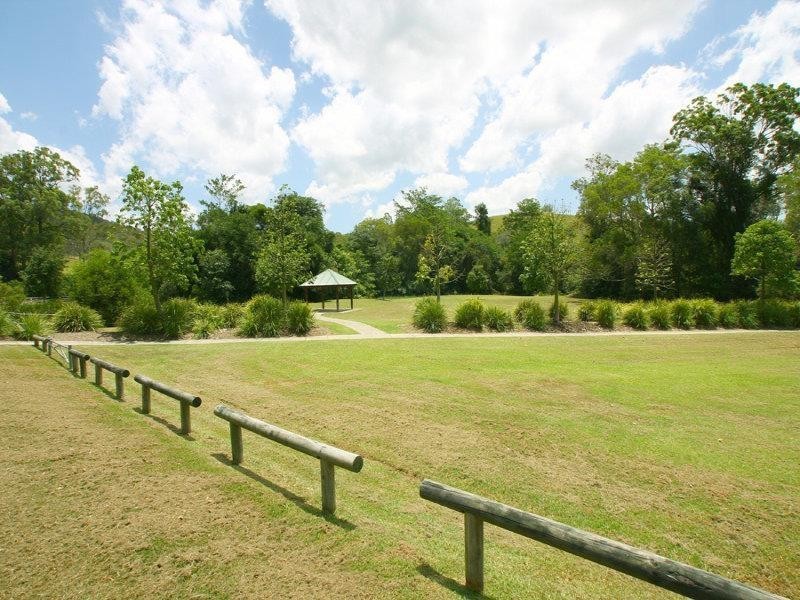 141 Nathanvale Drive, Mount Nathan QLD 4211