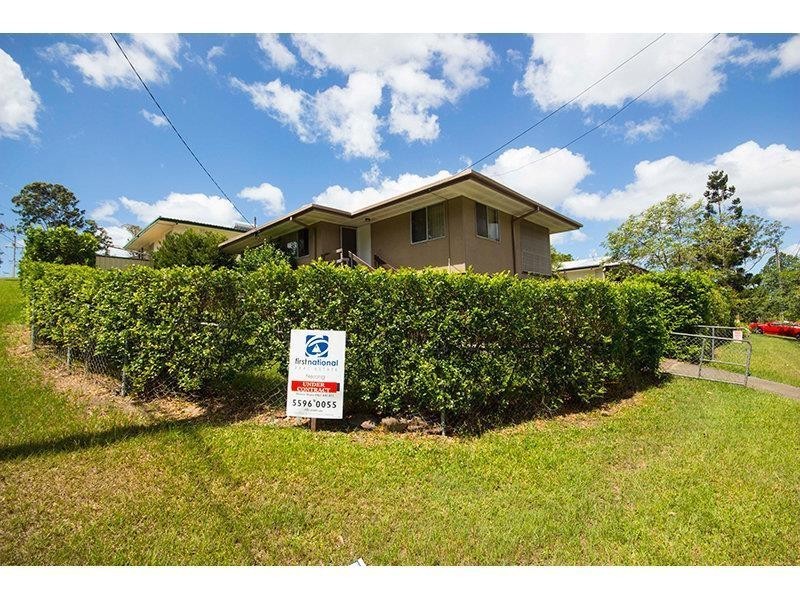 33 Lavelle Street, Nerang QLD 4211
