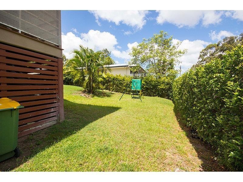 33 Lavelle Street, Nerang QLD 4211