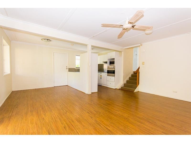 19 Nerang Broadbeach Road, Nerang QLD 4211