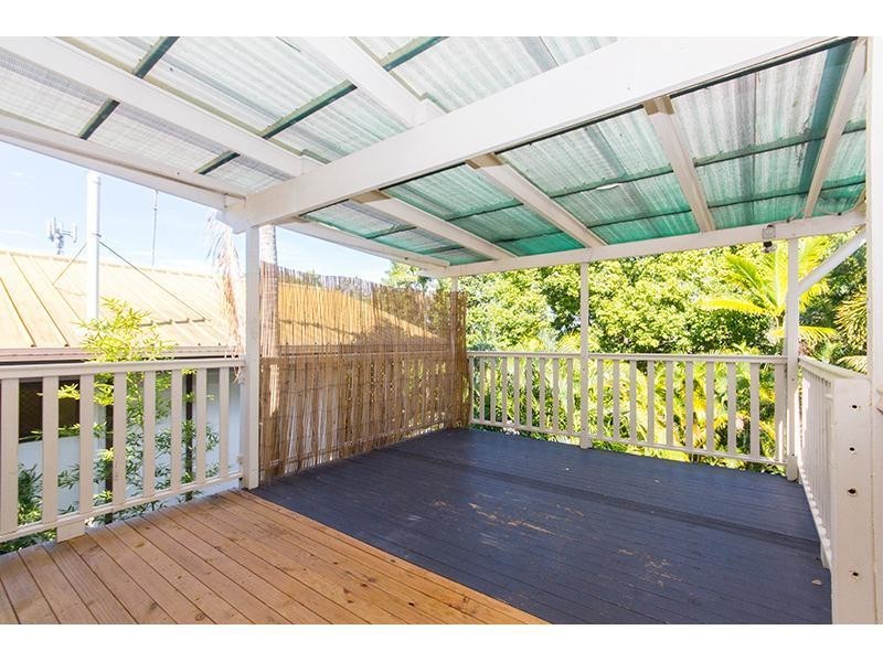 19 Nerang Broadbeach Road, Nerang QLD 4211