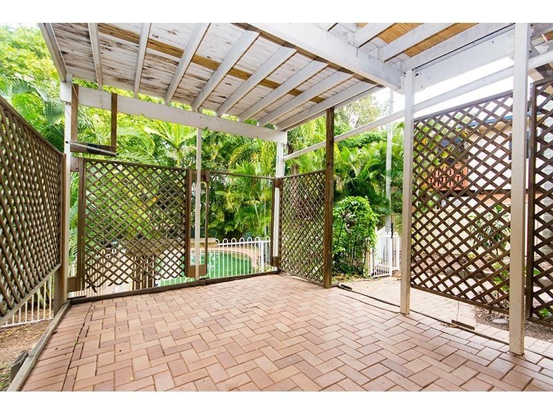 19 Nerang Broadbeach Road, Nerang QLD 4211