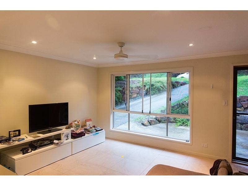 31a Ben Lomond Drive, Highland Park QLD 4211