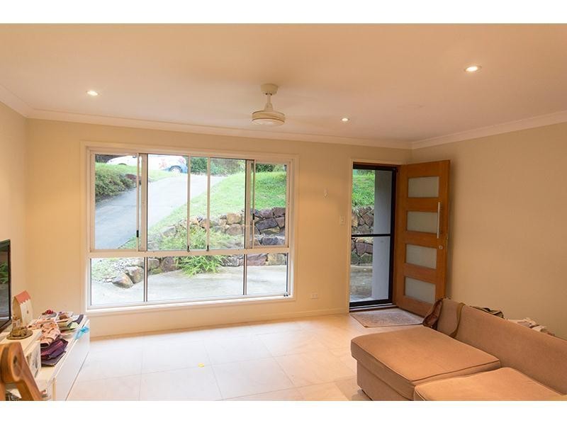 31a Ben Lomond Drive, Highland Park QLD 4211