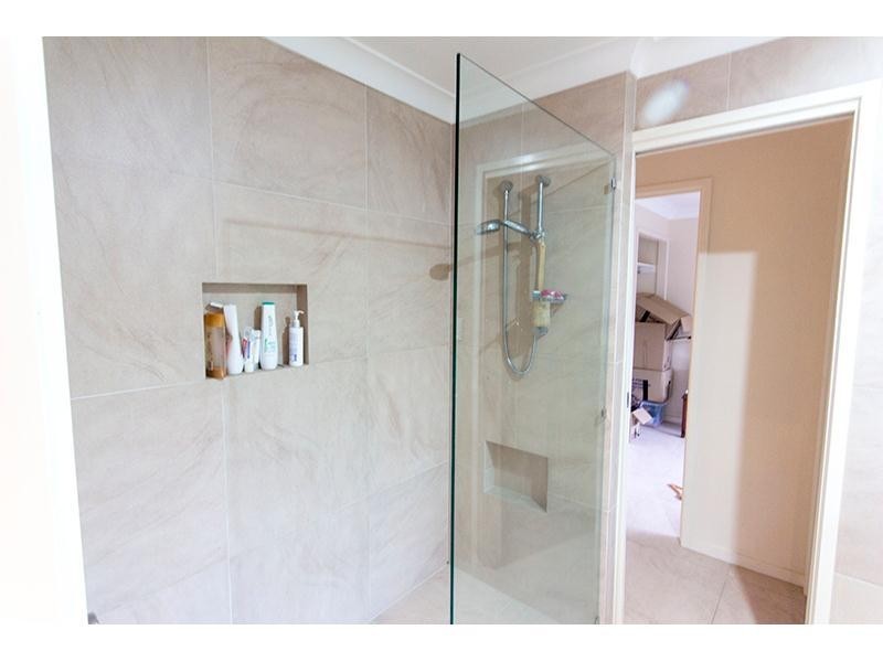 31a Ben Lomond Drive, Highland Park QLD 4211