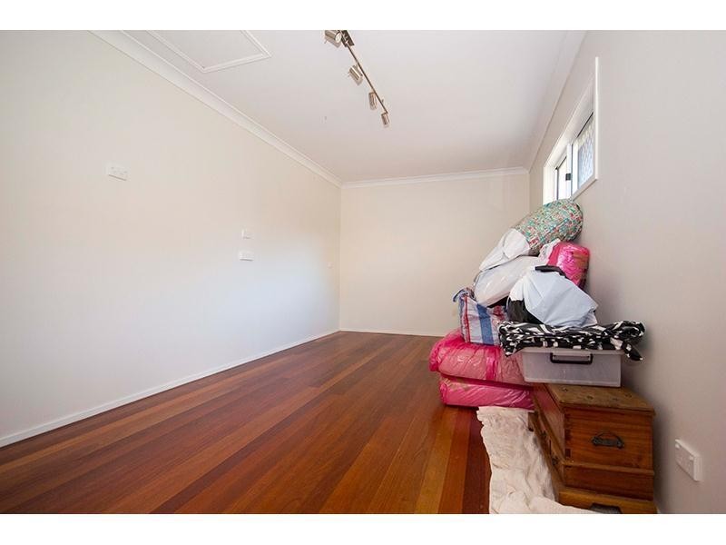 3/4 Snowgum Court, Burleigh Waters QLD 4220