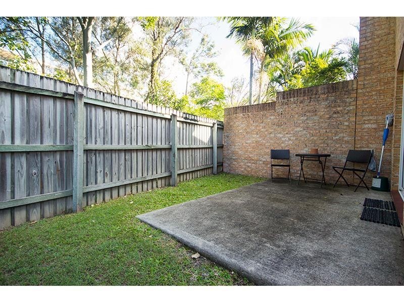 3/4 Snowgum Court, Burleigh Waters QLD 4220