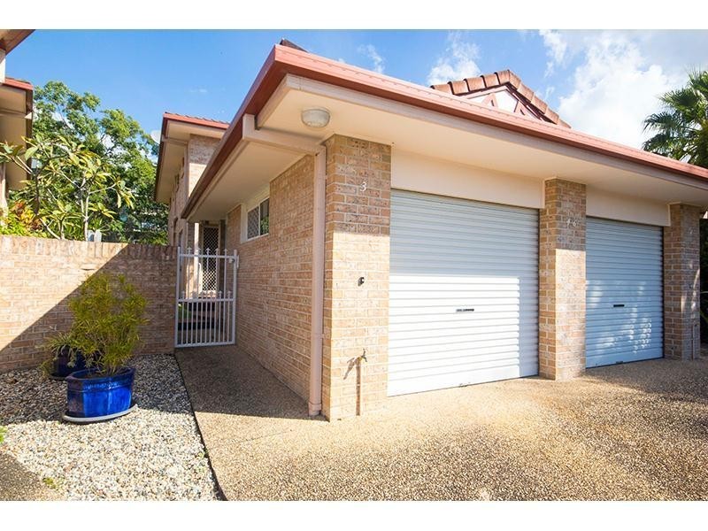 3/4 Snowgum Court, Burleigh Waters QLD 4220