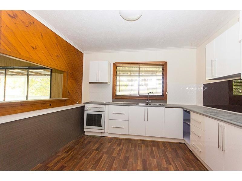 120 Eugaree Street, Southport QLD 4215