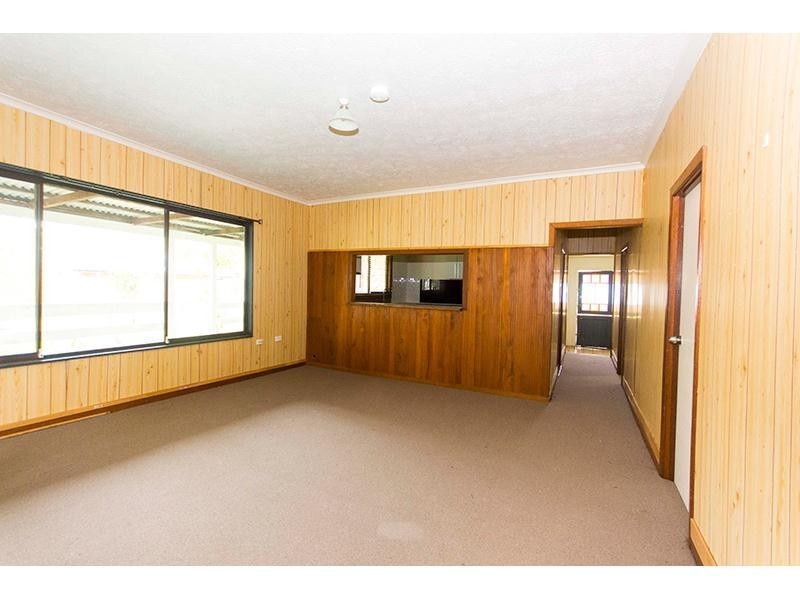 120 Eugaree Street, Southport QLD 4215