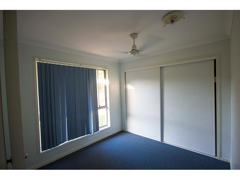 7 Henderson Rise, Pacific Pines QLD 4211