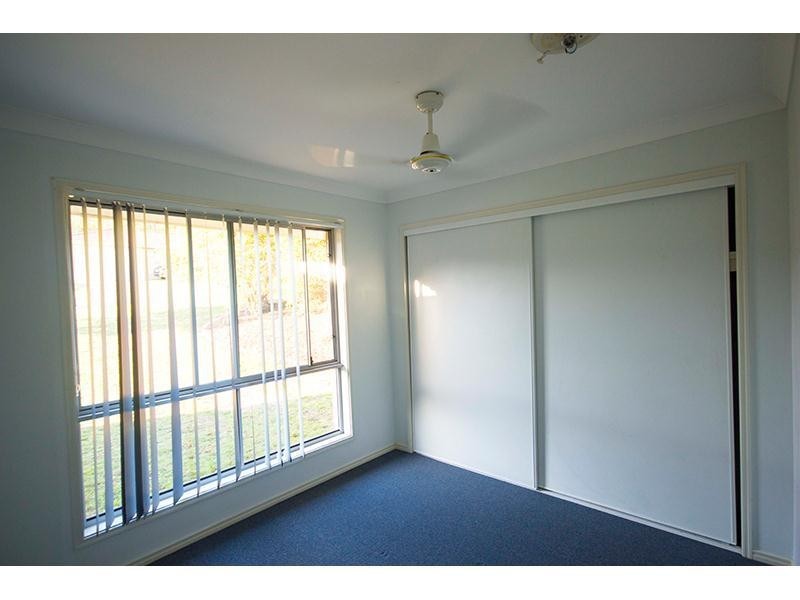 7 Henderson Rise, Pacific Pines QLD 4211