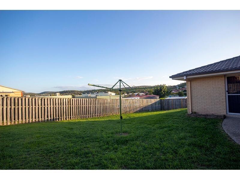 7 Henderson Rise, Pacific Pines QLD 4211