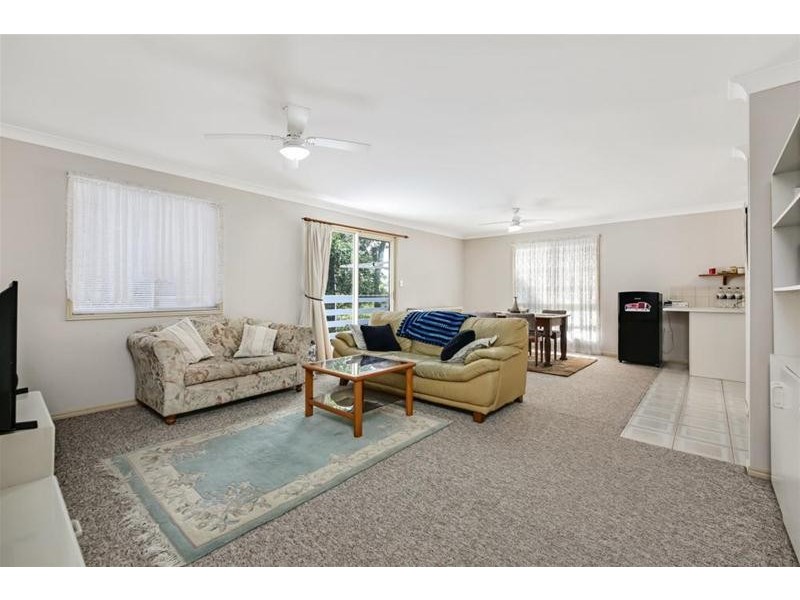 41 Uplands Drive, Parkwood QLD 4214