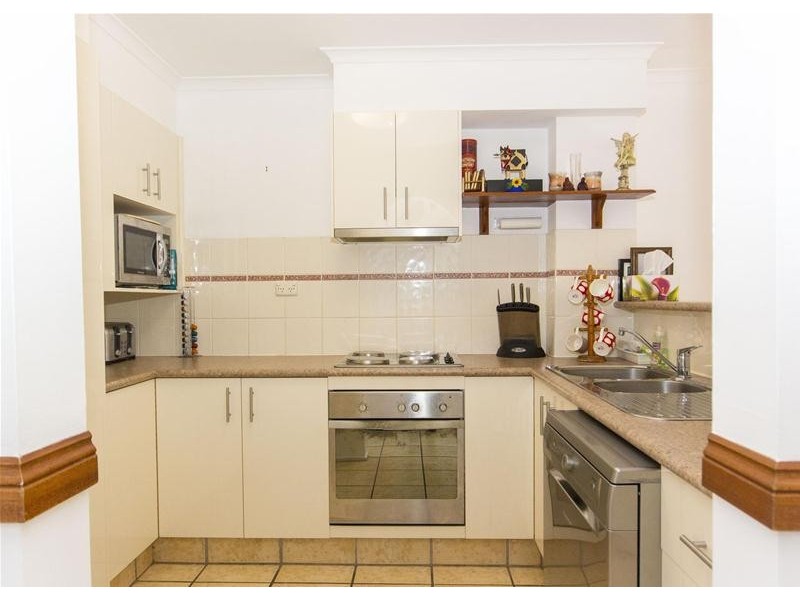 49/84 Lawrence Drive, Nerang QLD 4211