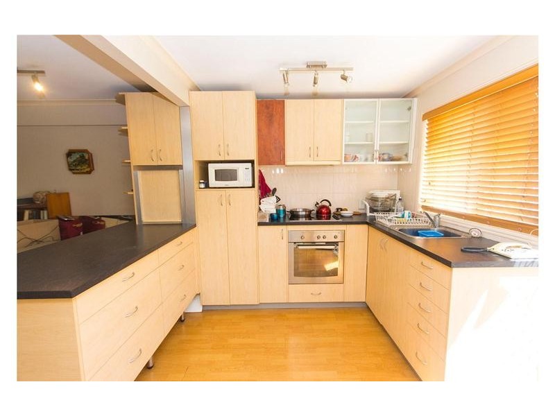 17/125 Pappas Way, Nerang QLD 4211