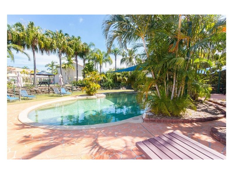 17/125 Pappas Way, Nerang QLD 4211