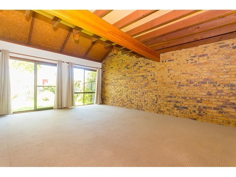 2/30 Warrener Street, Nerang QLD 4211