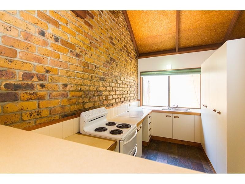 2/30 Warrener Street, Nerang QLD 4211