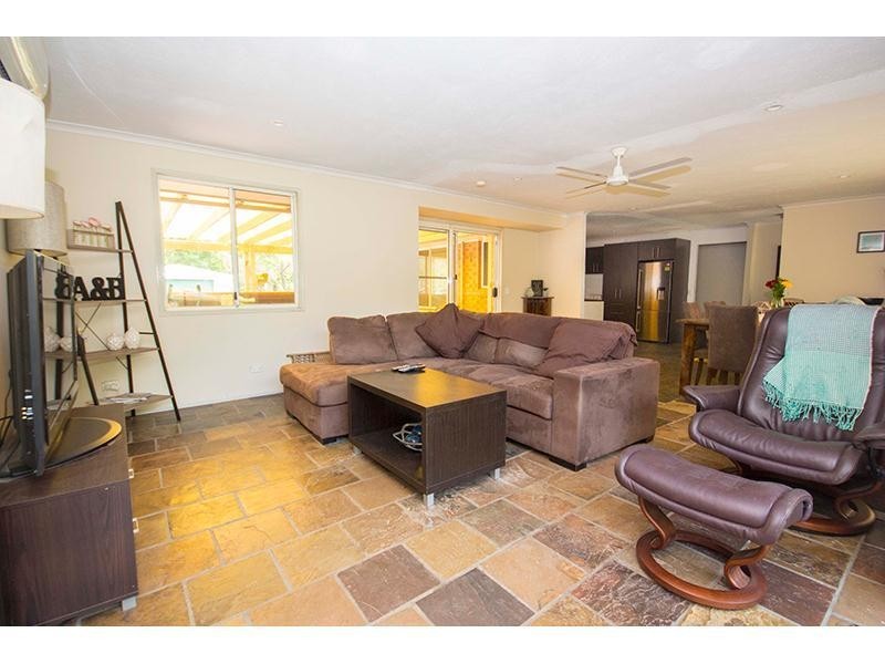 7 Orlando Court, Highland Park QLD 4211