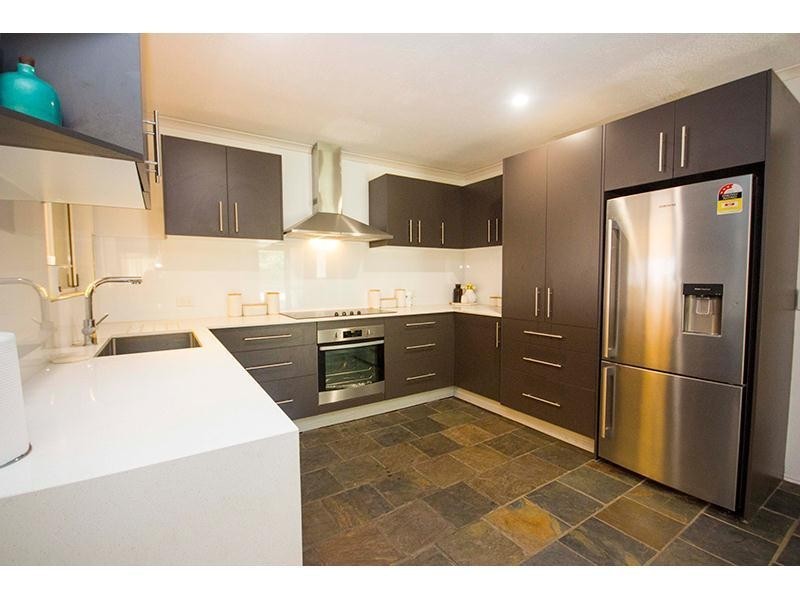 7 Orlando Court, Highland Park QLD 4211