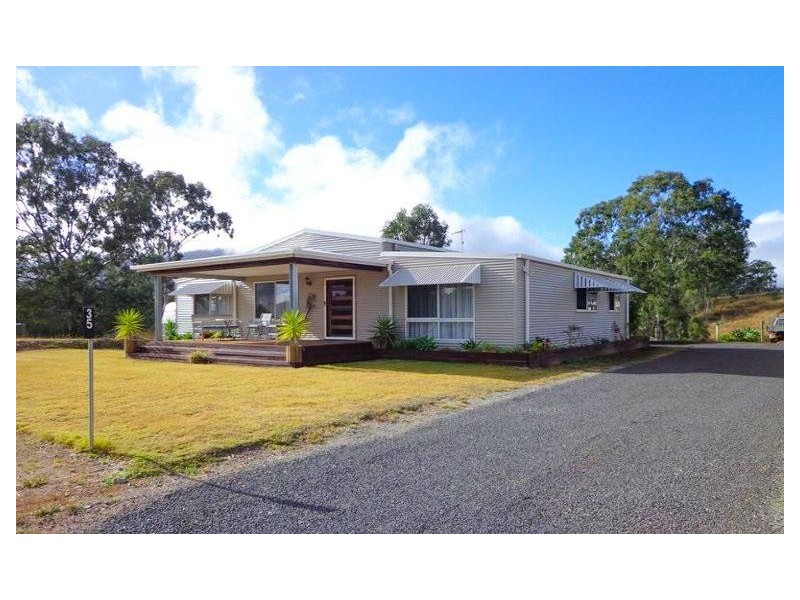 35 Spicer Street, Mount Perry QLD 4671