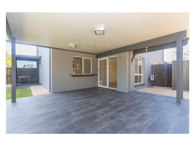 2/266 Napper Road, Parkwood QLD 4214