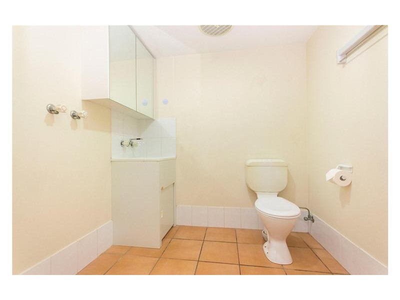 2/266 Napper Road, Parkwood QLD 4214