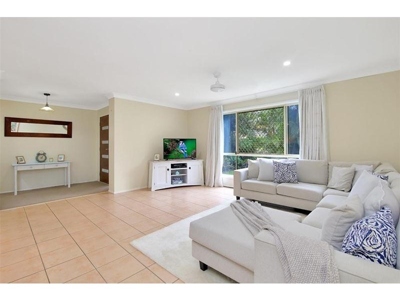 77 Riverpark Drive, Nerang QLD 4211