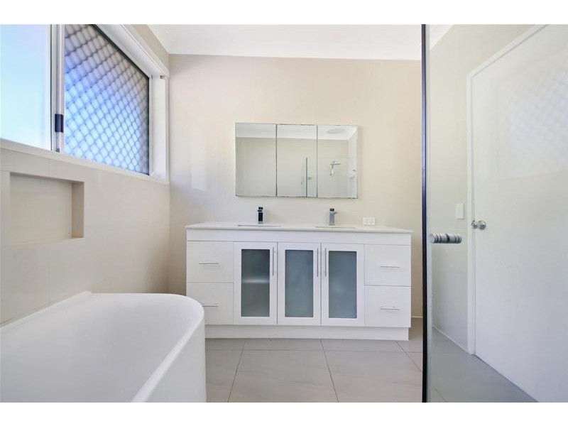 946 Beaudesert-Nerang Road, Mount Nathan QLD 4211