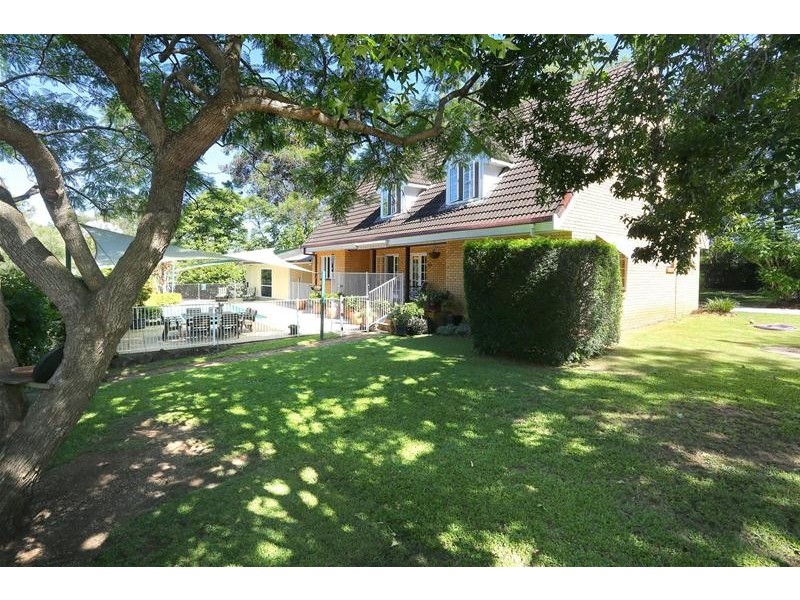 1 Willawong Crescent, Nerang QLD 4211