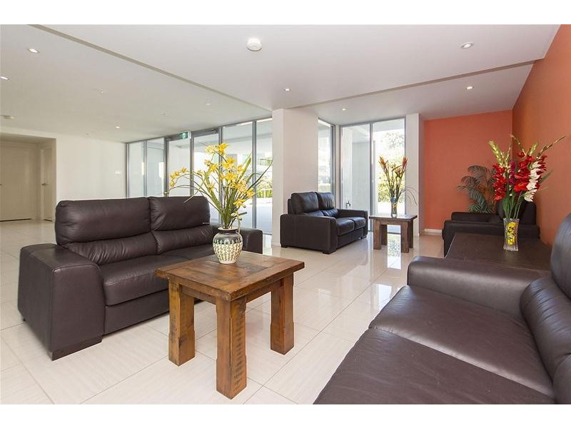 109/1 Bowden Court, Nerang QLD 4211