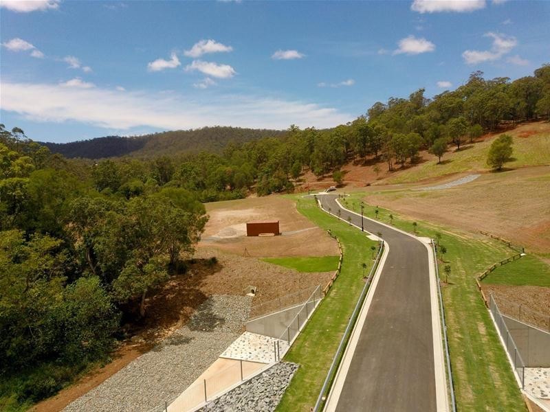 118 Bridgewater Place, Mount Nathan QLD 4211