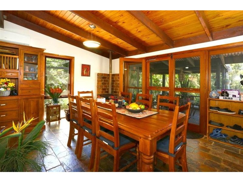 2 Coral Court, Canungra QLD 4275