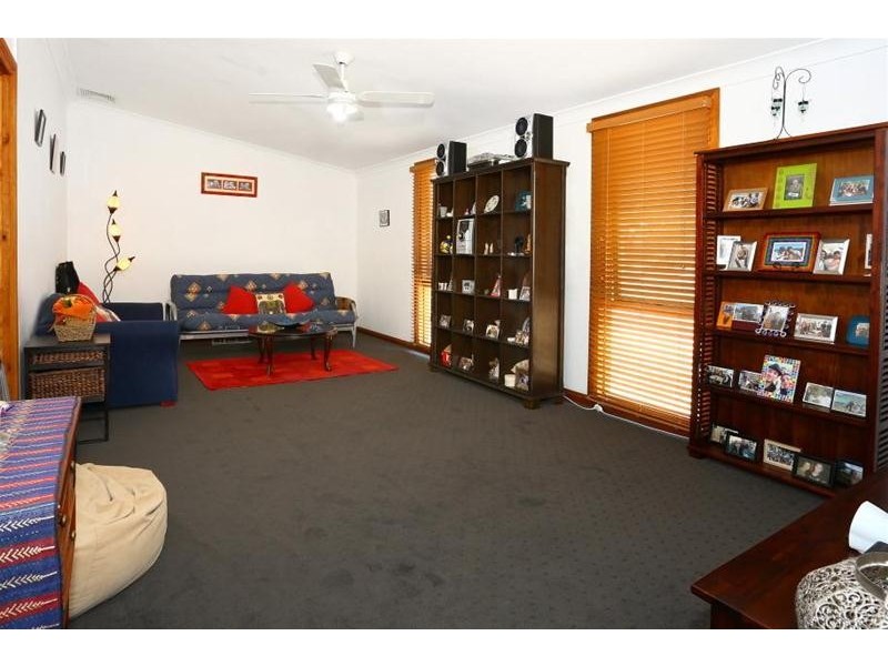 2 Coral Court, Canungra QLD 4275