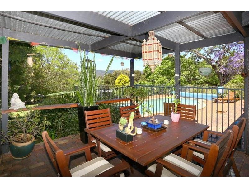 2 Coral Court, Canungra QLD 4275