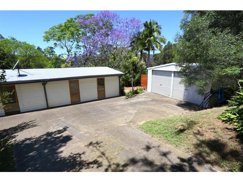 2 Coral Court, Canungra QLD 4275